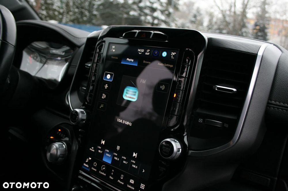 RAM 1500 5.7 Quad Cab Laramie - 13