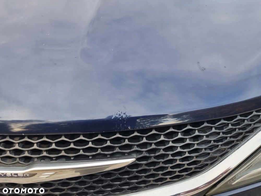 Chrysler Pacifica - 12
