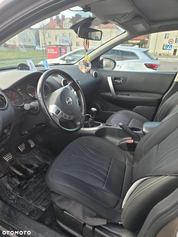 Nissan Qashqai 2.0 360 - 5