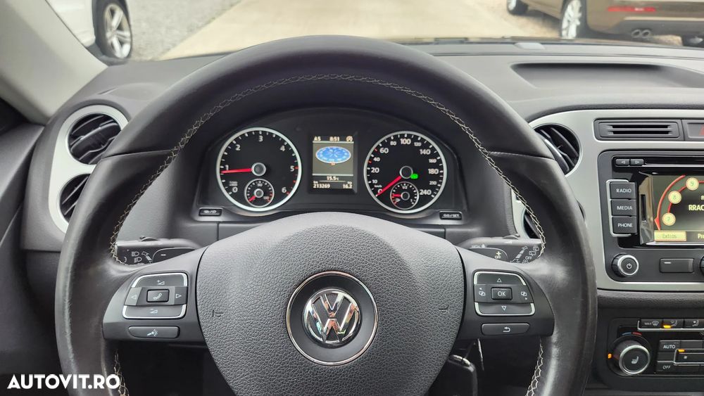 Volkswagen Tiguan 2.0 TDI DPF 4Motion BlueMotion Technology DSG Cup Sport & Style - 17