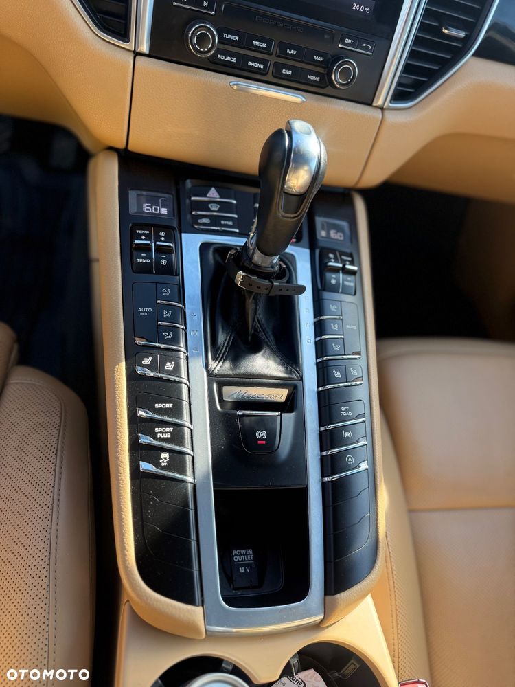 Porsche Macan S - 11