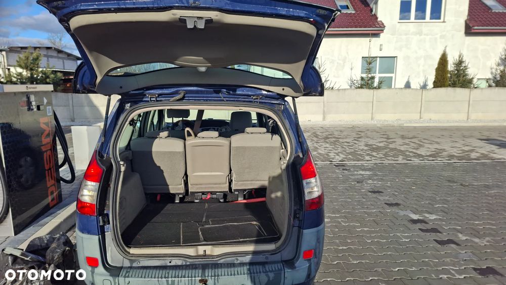 Renault Scenic 2.0 16V Expression - 1