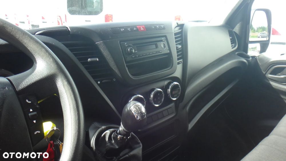 Iveco 35S15 - 9