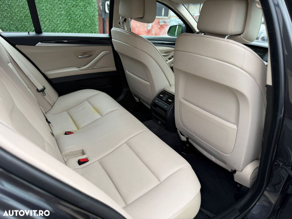 BMW Seria 5 520i Aut. - 6