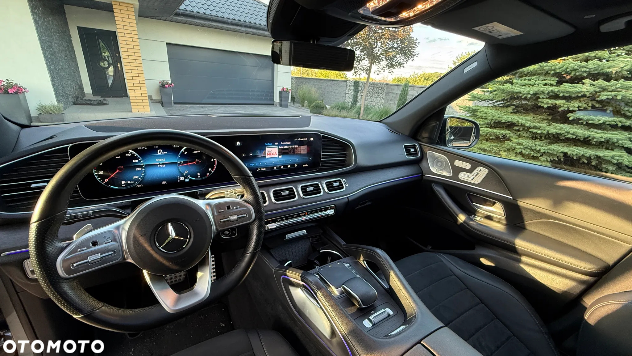 Mercedes-Benz GLE - 15
