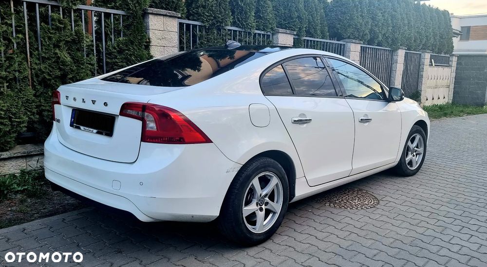 Volvo S60 D2 - 3