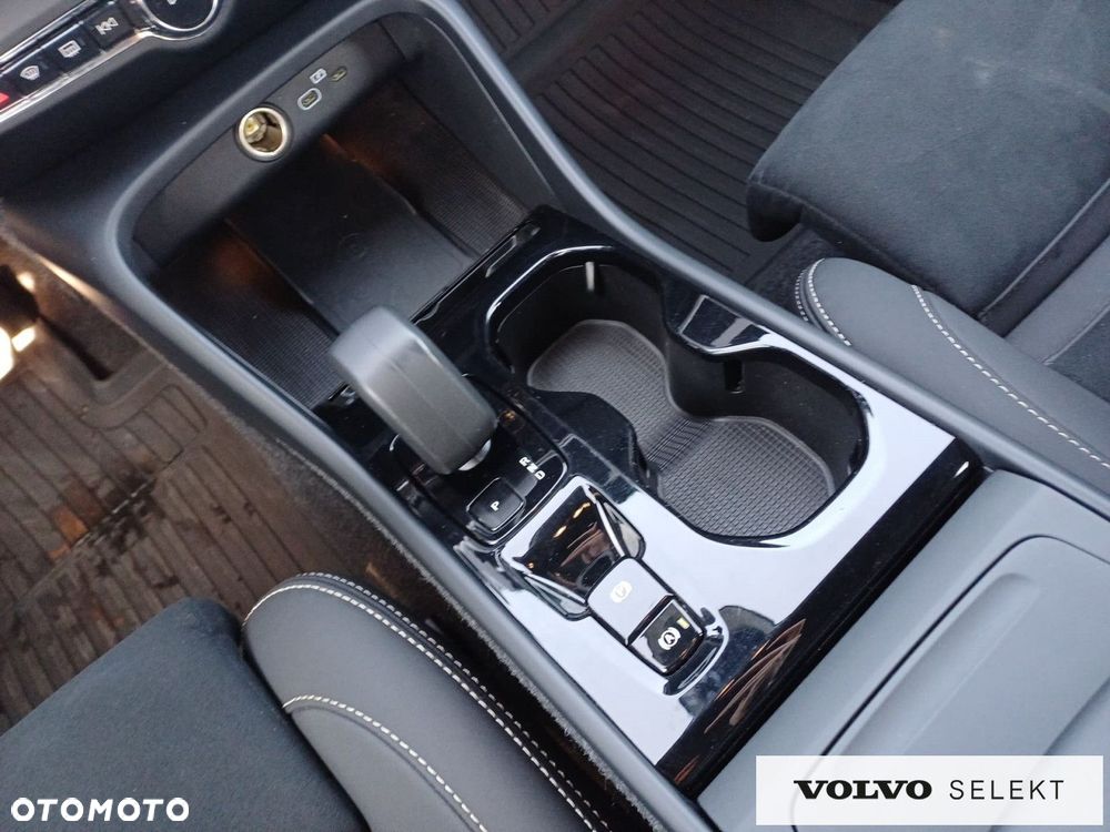 Volvo XC 40 - 17