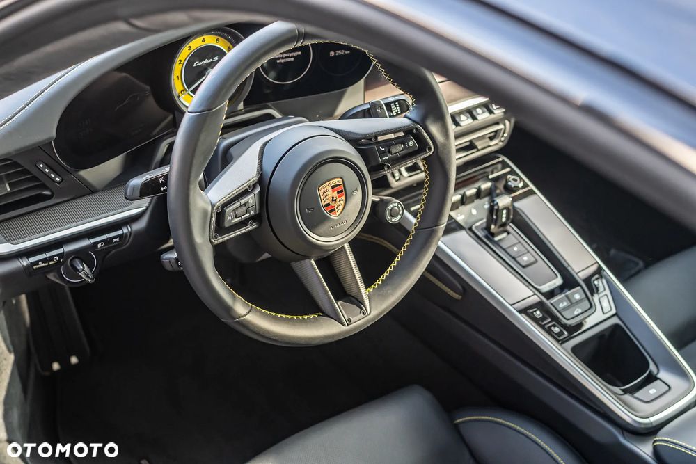 Porsche 911 Turbo S - 17