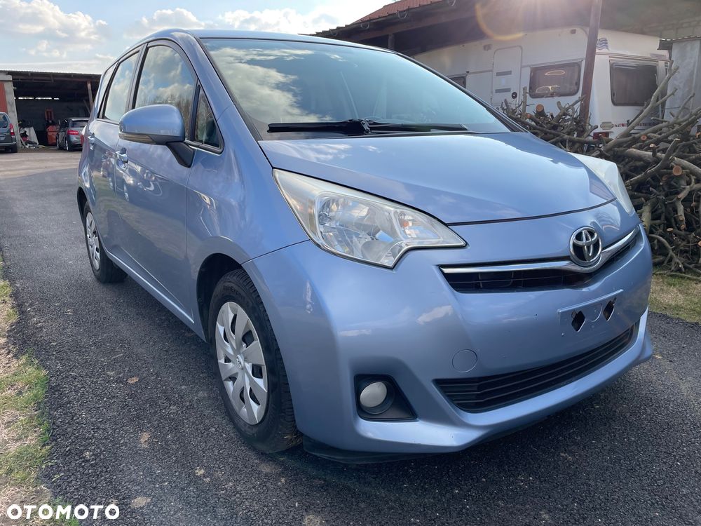 Toyota Verso S 1.33 VVT-i Comfort - 11