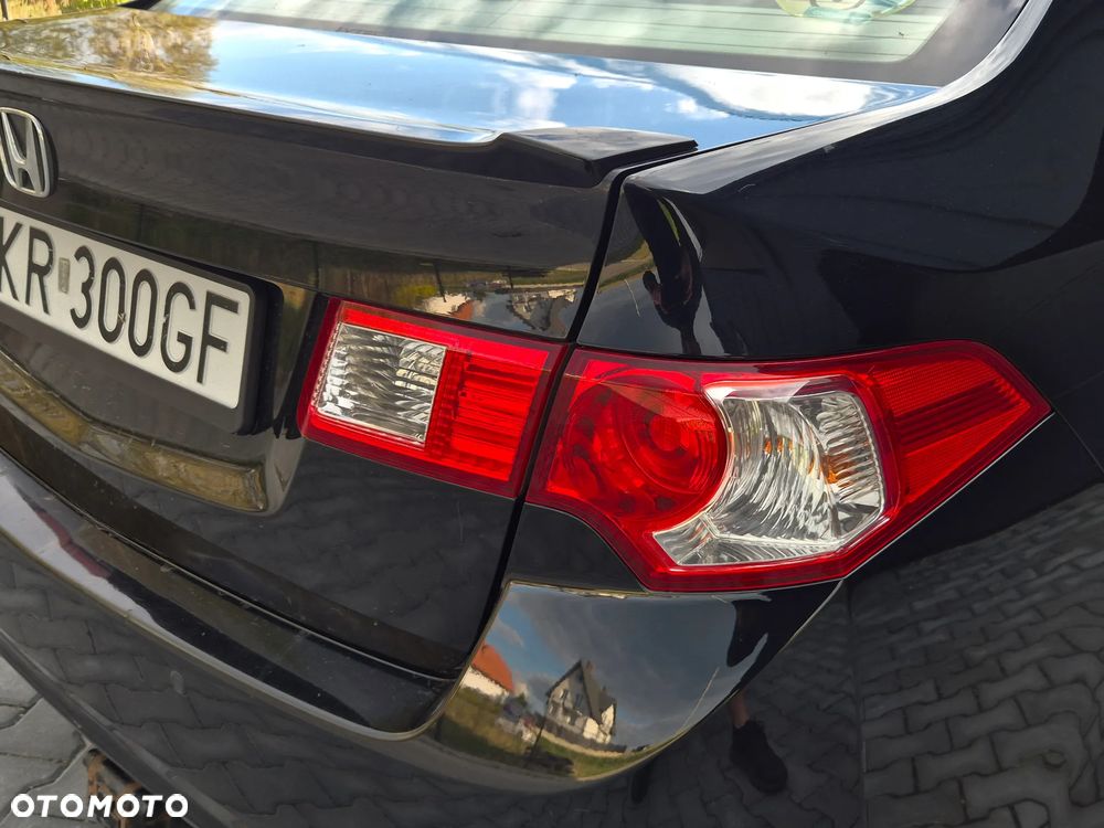 Honda Accord 2.0 Executive - 24