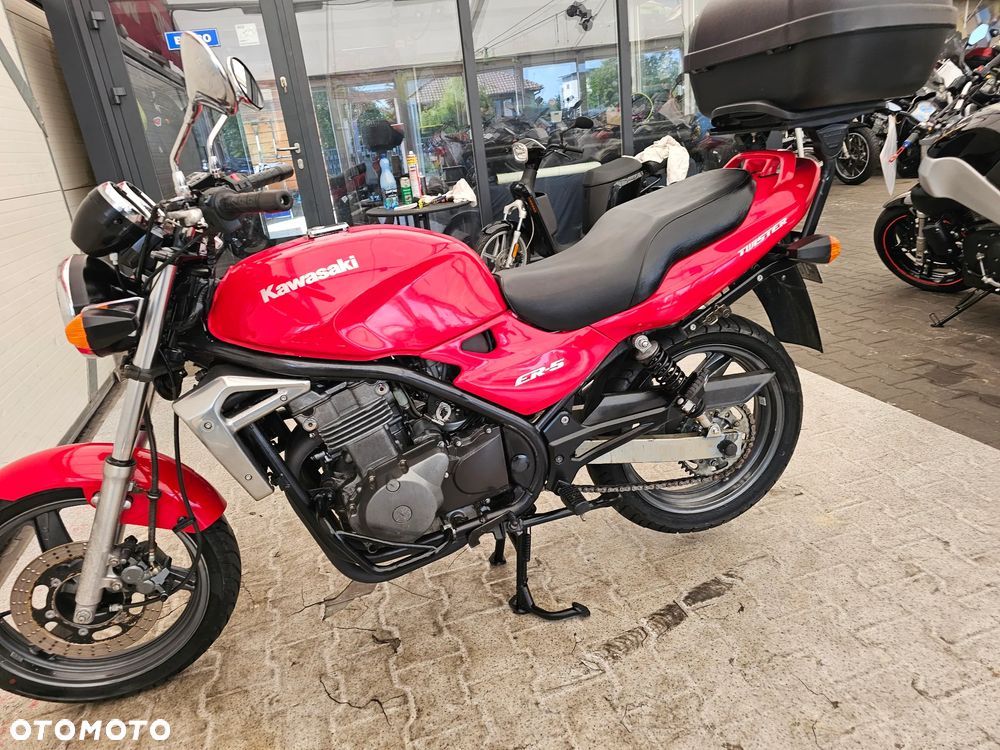 Kawasaki ER - 24