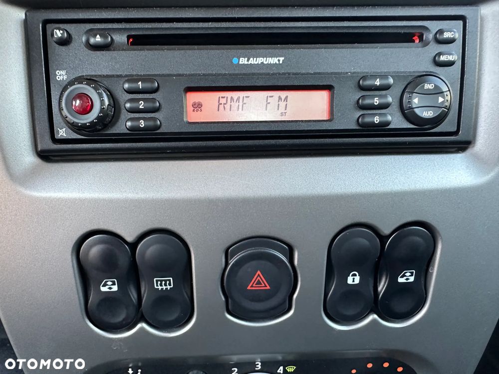 Dacia Sandero - 19