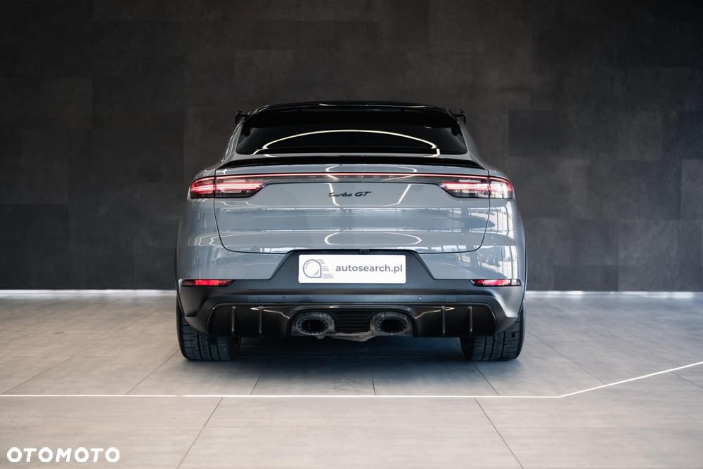 Porsche Cayenne Turbo GT - 6