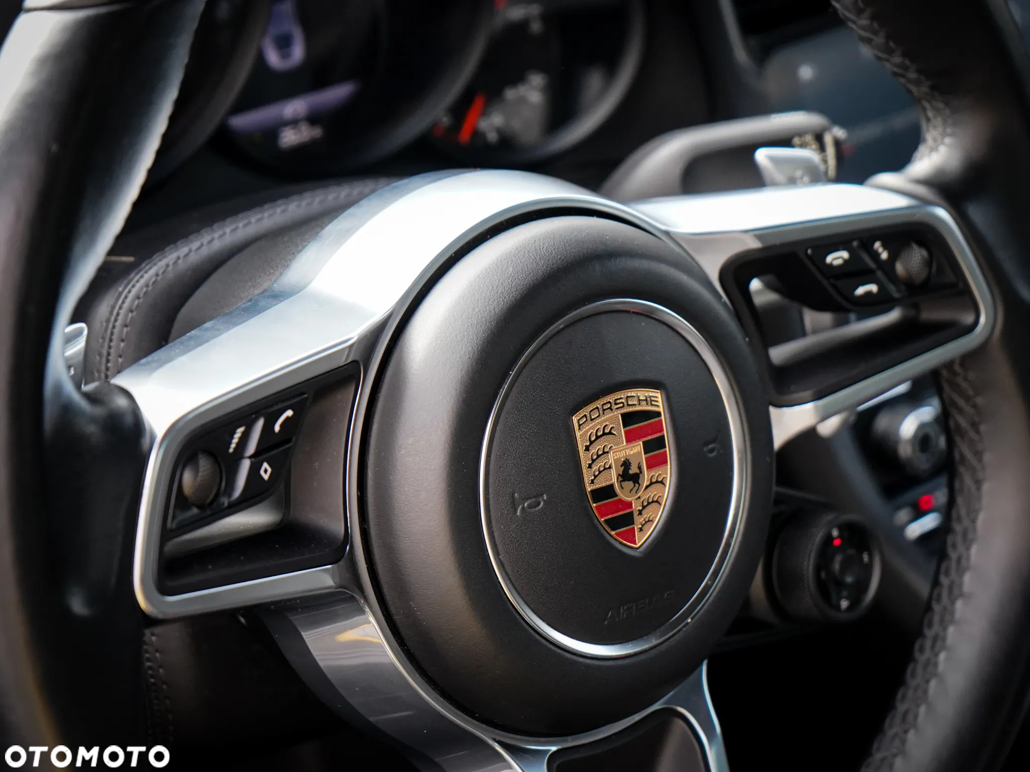 Porsche 911 Carrera 4S PDK - 15