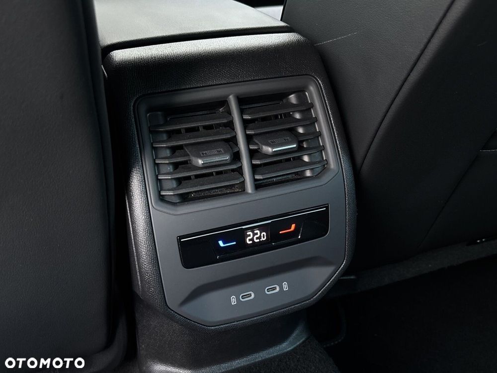 Cupra Leon 1.5 eTSI mHEV DSG - 38