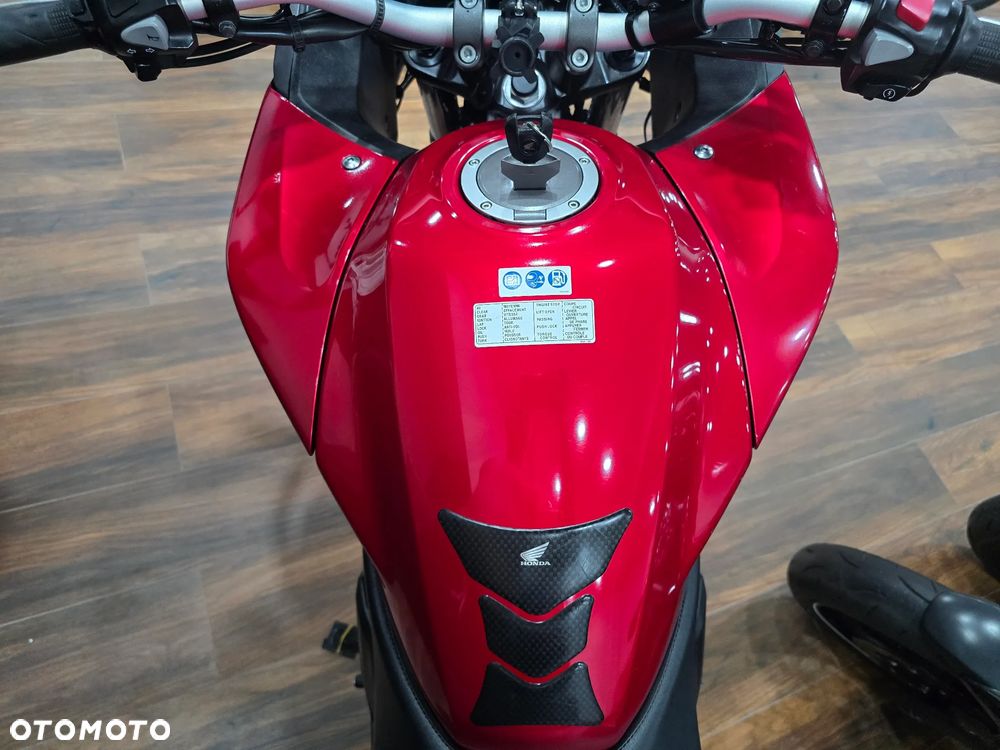 Honda VFR - 20