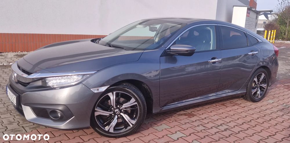Honda Civic 1.5 i-VTEC Turbo CVT Executive - 2