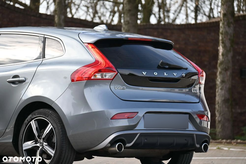 Volvo V40 D2 Geartronic RDesign - 23