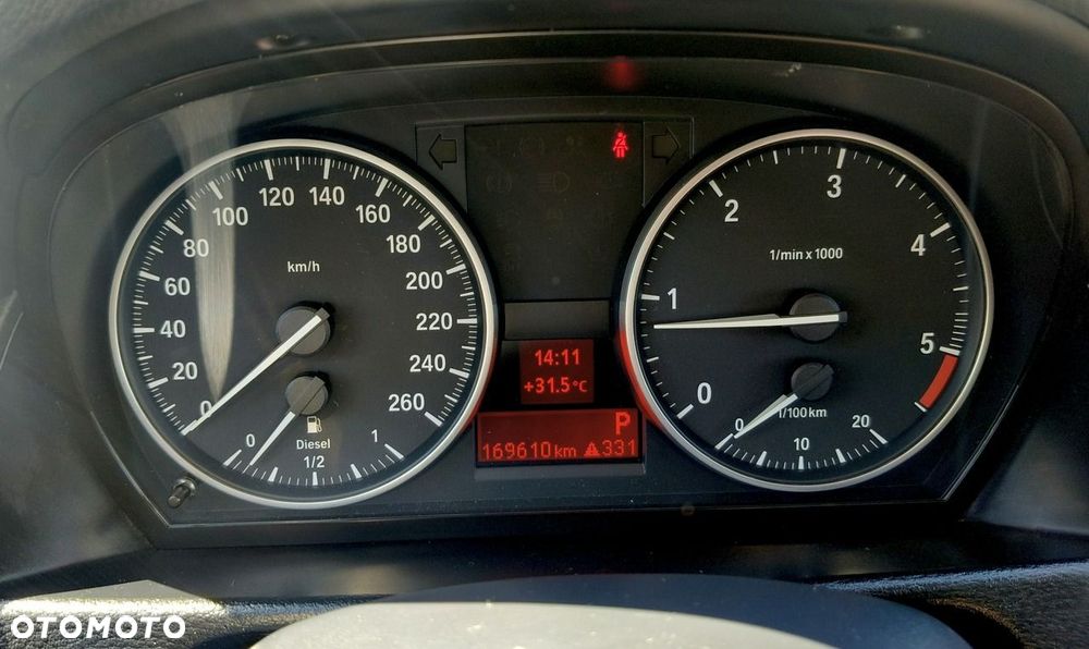 BMW X1 - 10