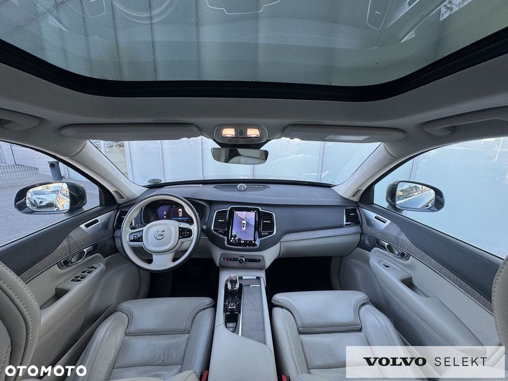 Volvo XC 90 - 25
