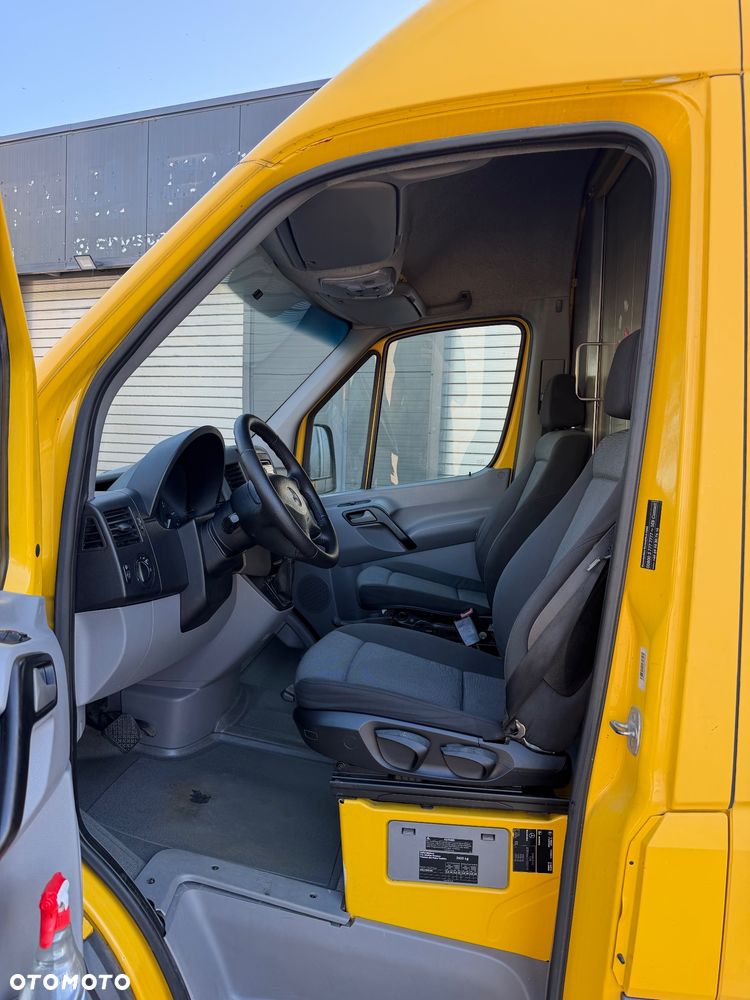 Mercedes-Benz Sprinter - 18