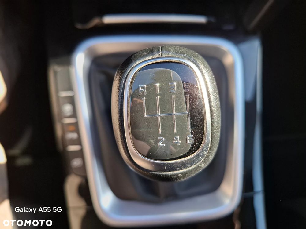 Kia Ceed - 27