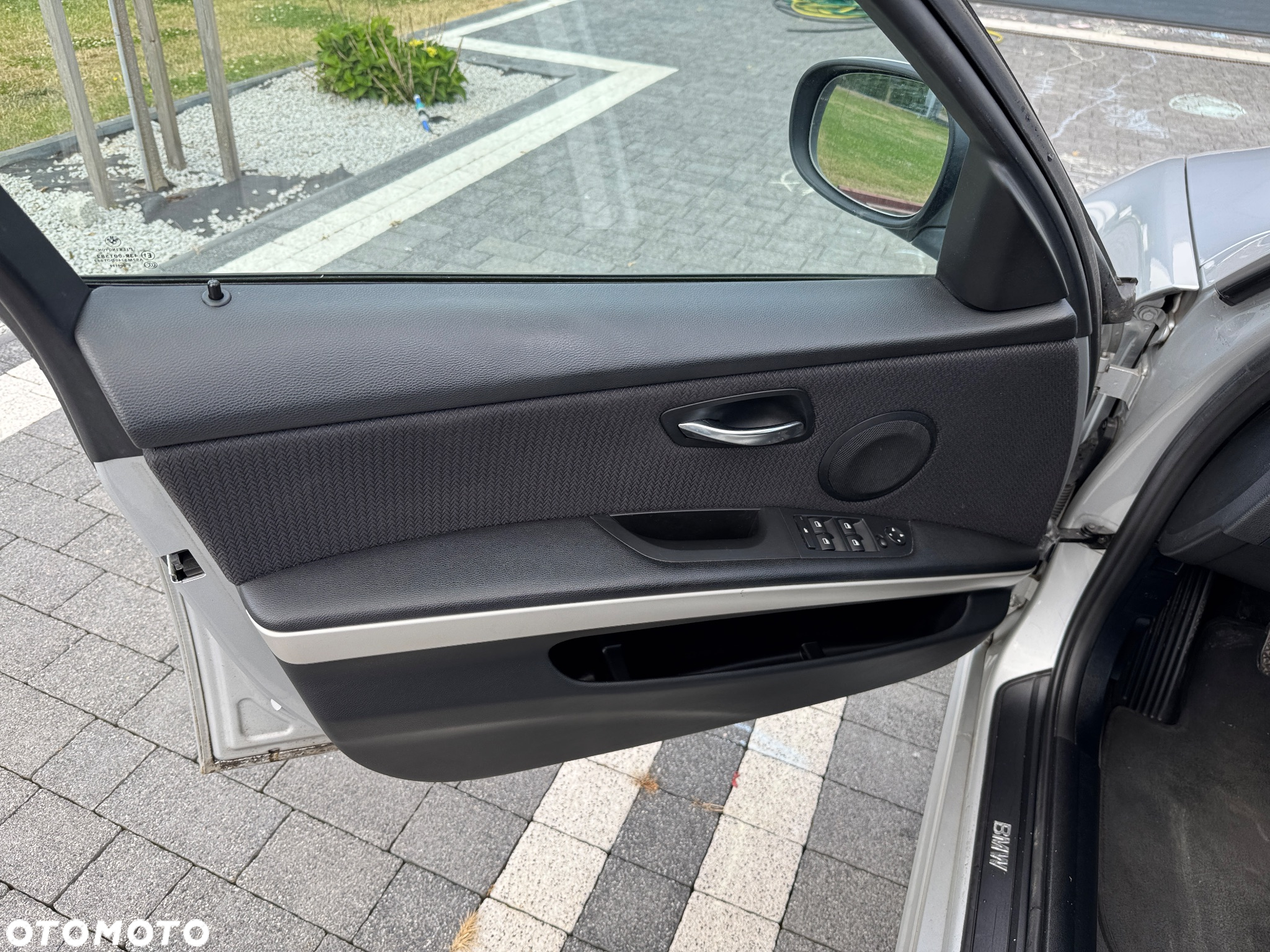 BMW Seria 3 318d DPF Touring Edition Exclusive - 18