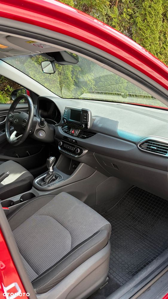 Hyundai i30 1.4 Classic + - 5