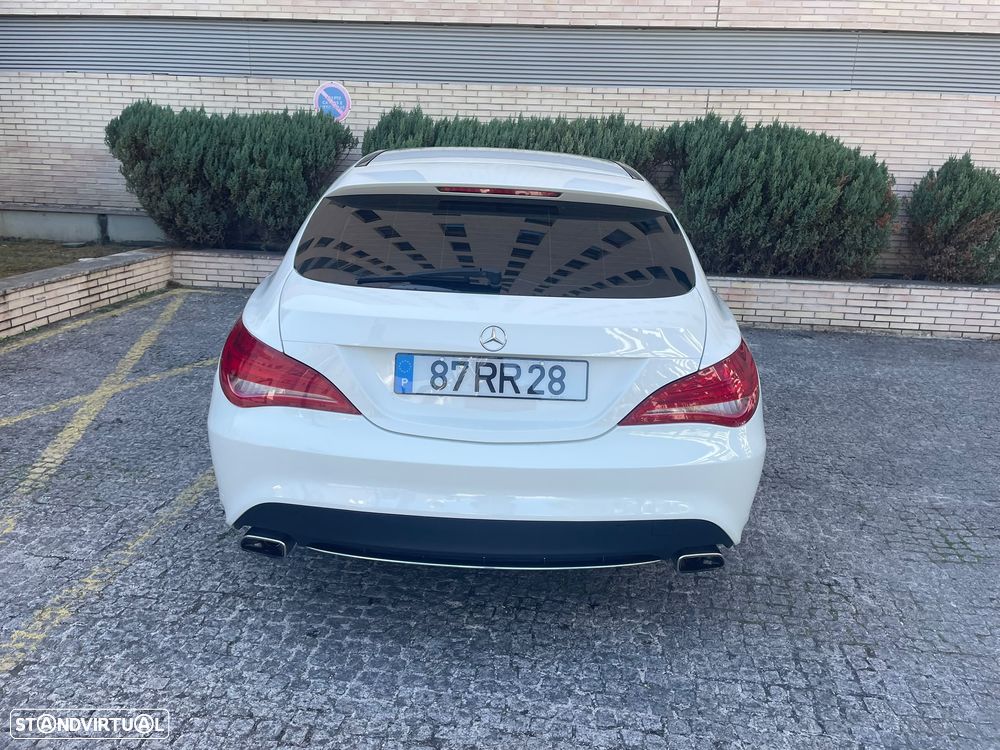 Mercedes-Benz CLA 200 d Shooting Brake - 3
