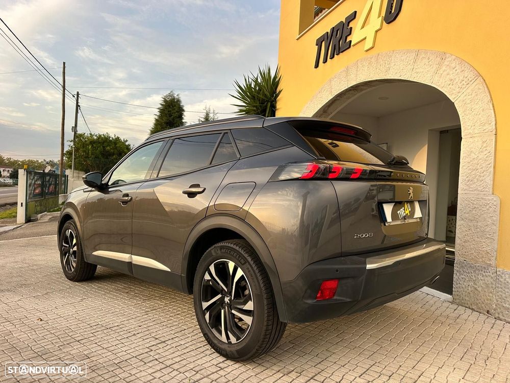 Peugeot 2008 - 5