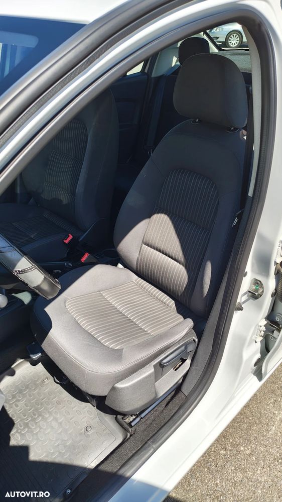 Dacia Logan 1.0 SCe SL PLUS - 13