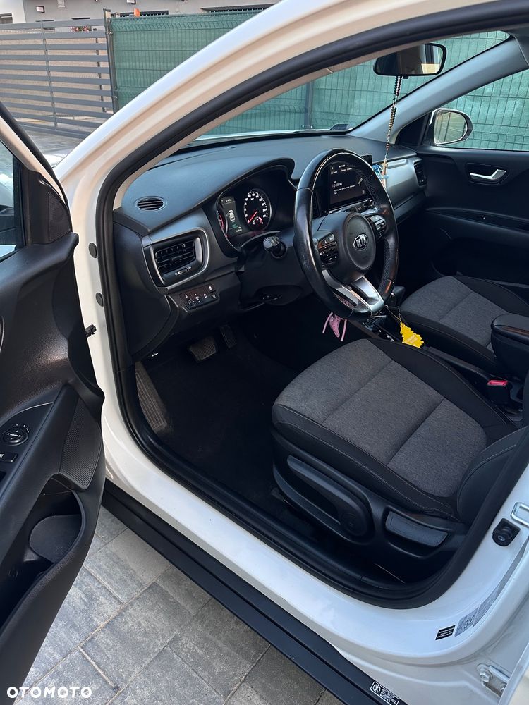 Kia Stonic 1.0 T-GDI L DCT - 14