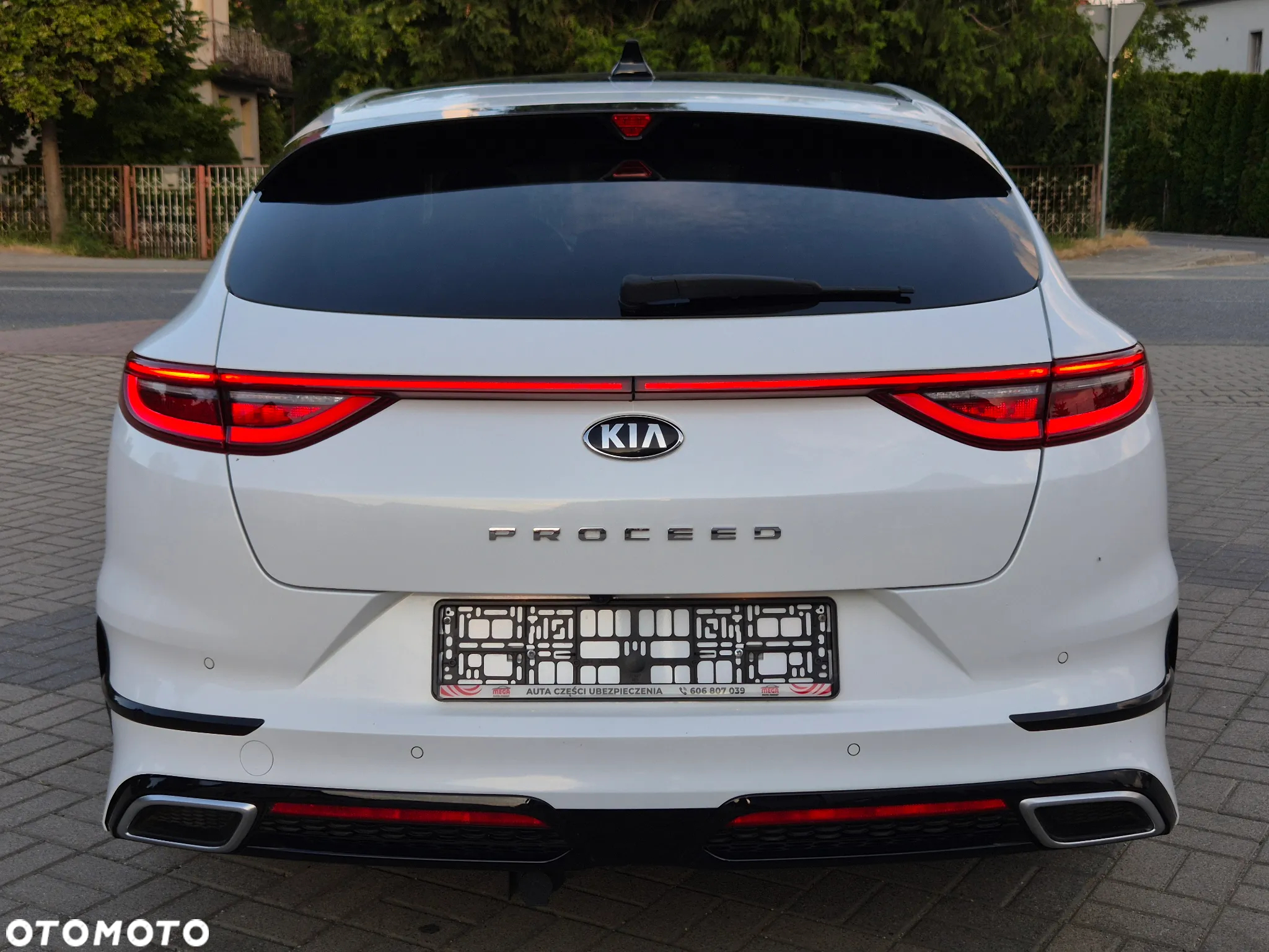 Kia ProCeed 1.5 T-GDI GT Line DCT - 9