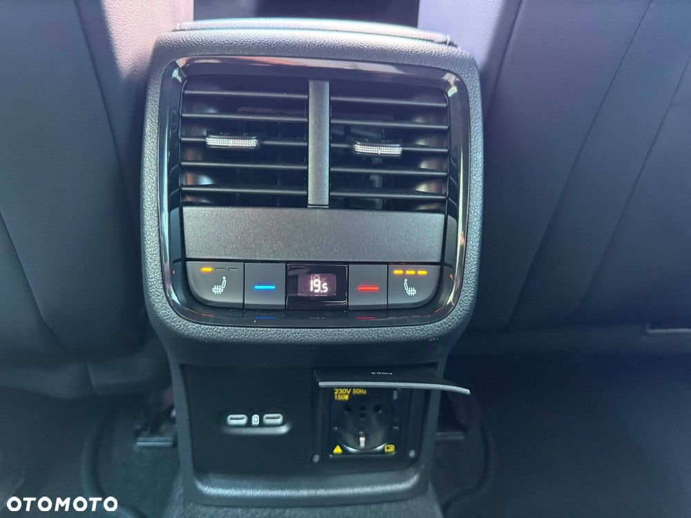 Skoda Octavia 2.0 TDI RS DSG - 38