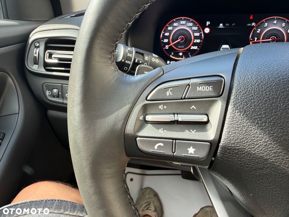 Hyundai i30 1.6 T-GDI Pure DCT - 26