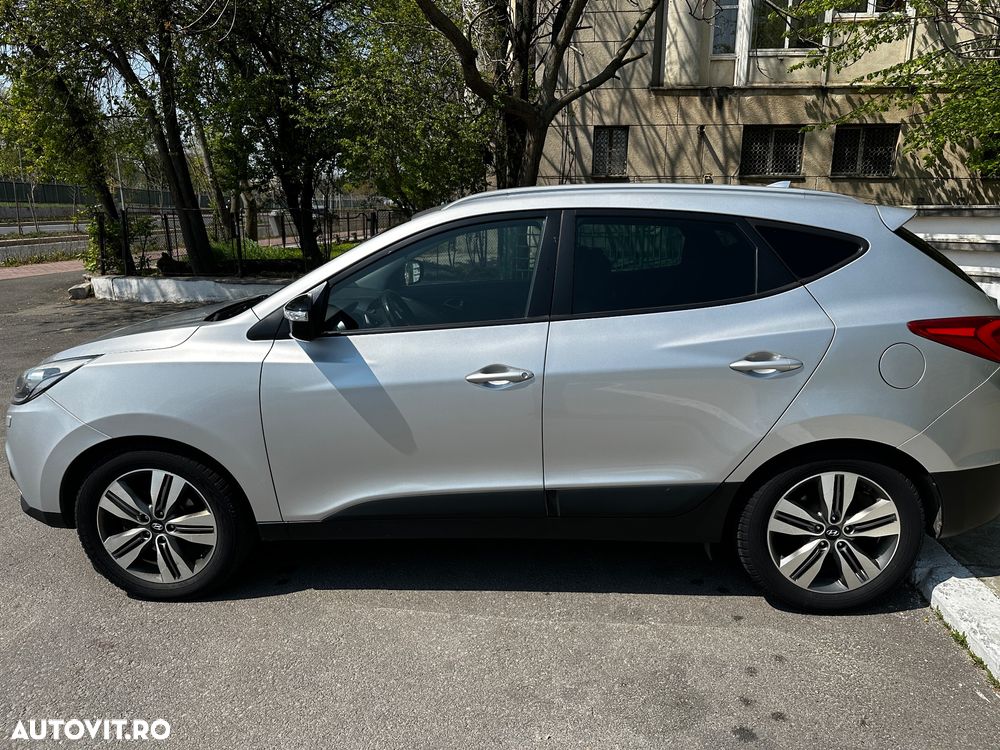 Hyundai ix35 2.0 CRDI 4WD Automatik Fifa World Cup Silver Edition - 9