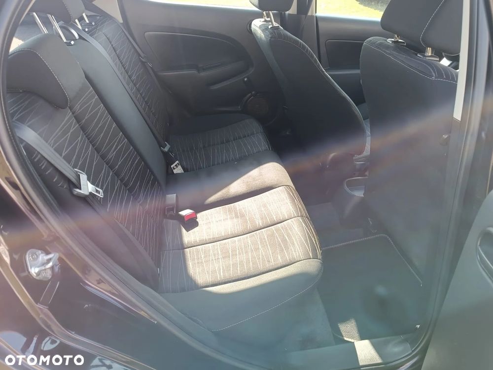 Mazda 2 - 11