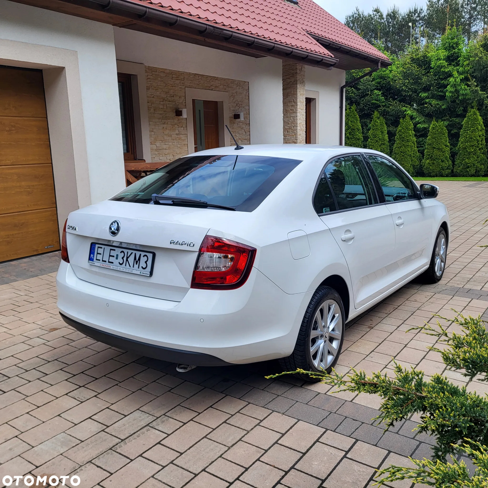 Skoda RAPID - 4
