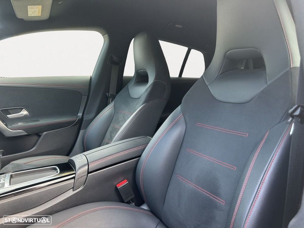 Mercedes-Benz CLA 180 — fotografia 8