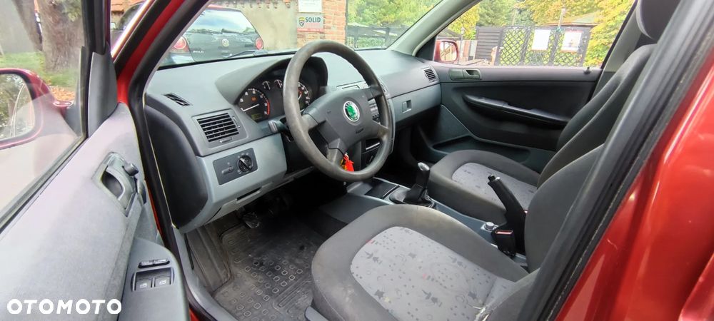 Skoda Fabia - 10