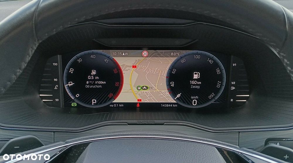 Skoda Superb 2.0 TDI SCR Ambition DSG - 9