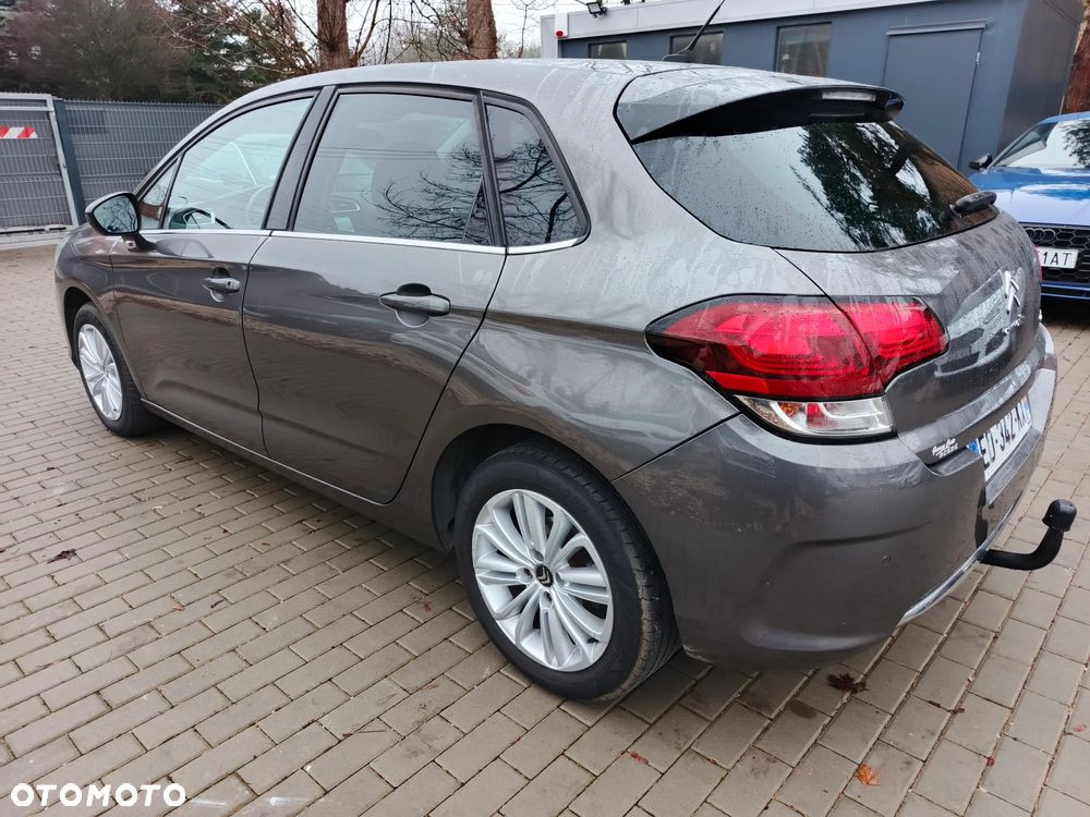 Citroën C4 1.2 PureTech MoreLife - 2