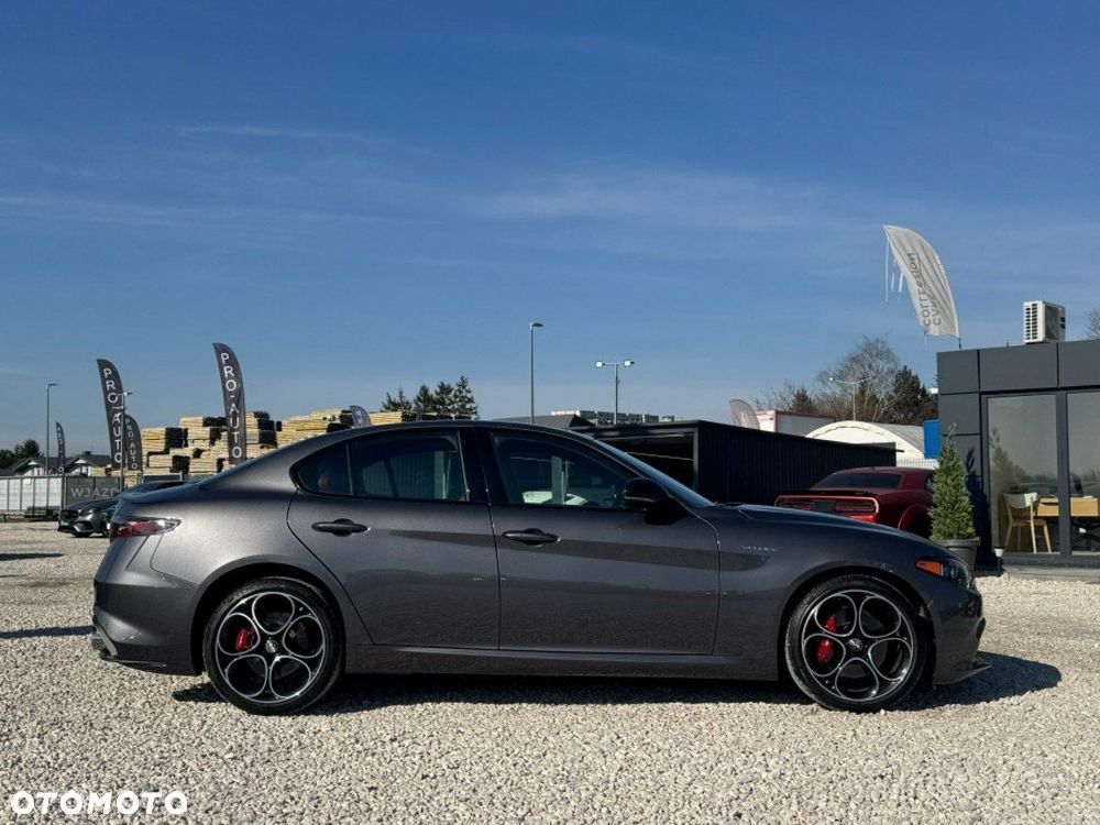 Alfa Romeo Giulia - 3