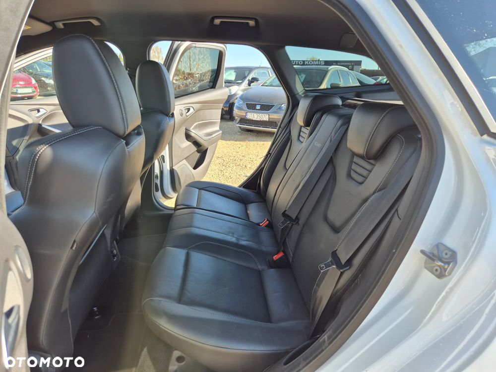 Ford Focus 2.0 EcoBoost ST mit Leder-Sport-Paket - 6