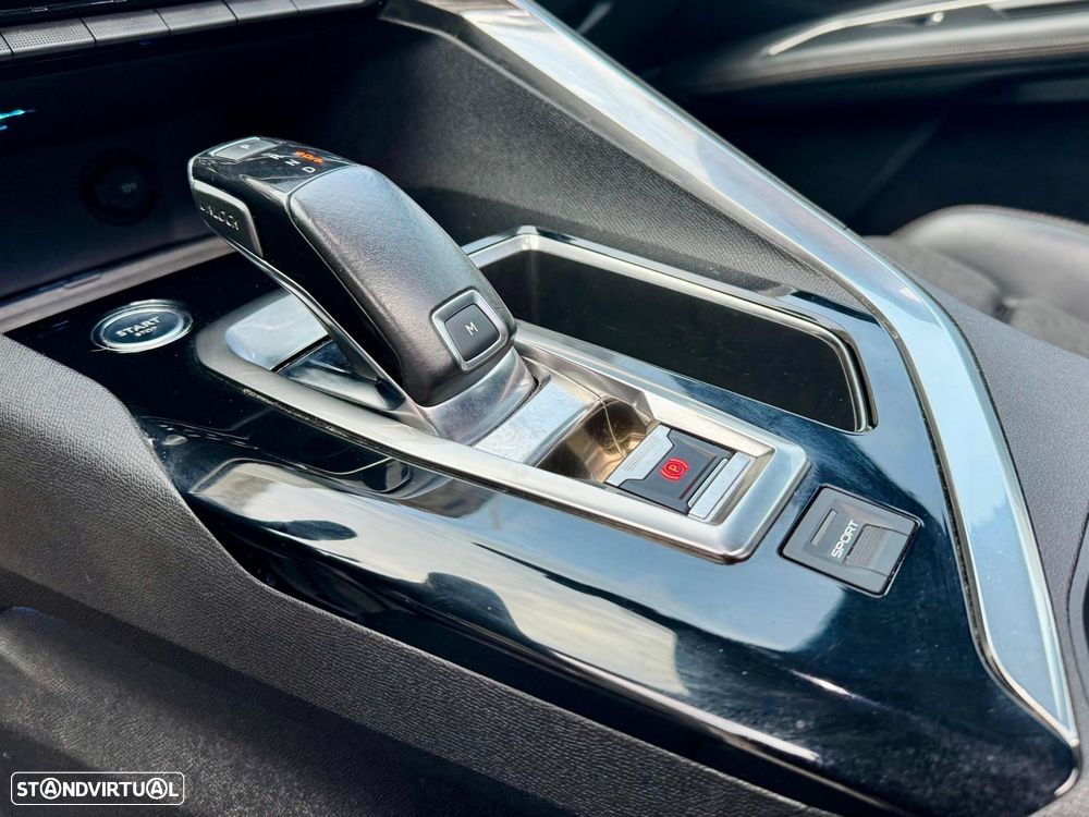 Peugeot 3008 1.2 PureTech Allure EAT6 - 16