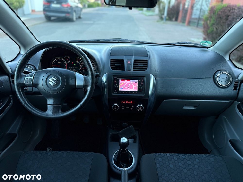 Suzuki SX4 1.6 VVT 4x4 Style - 26