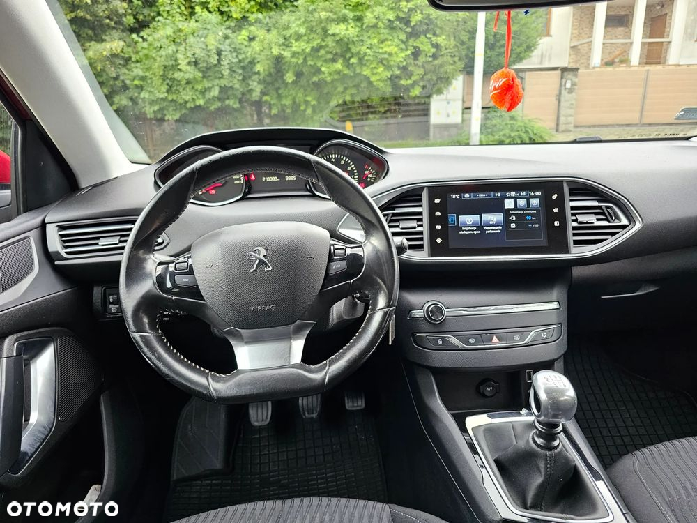 Peugeot 308 - 10