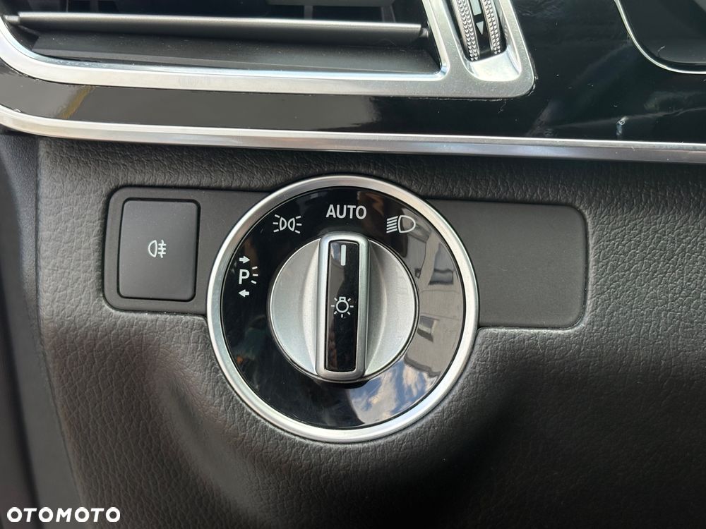 Mercedes-Benz Klasa E 350 7G-TRONIC Avantgarde - 22