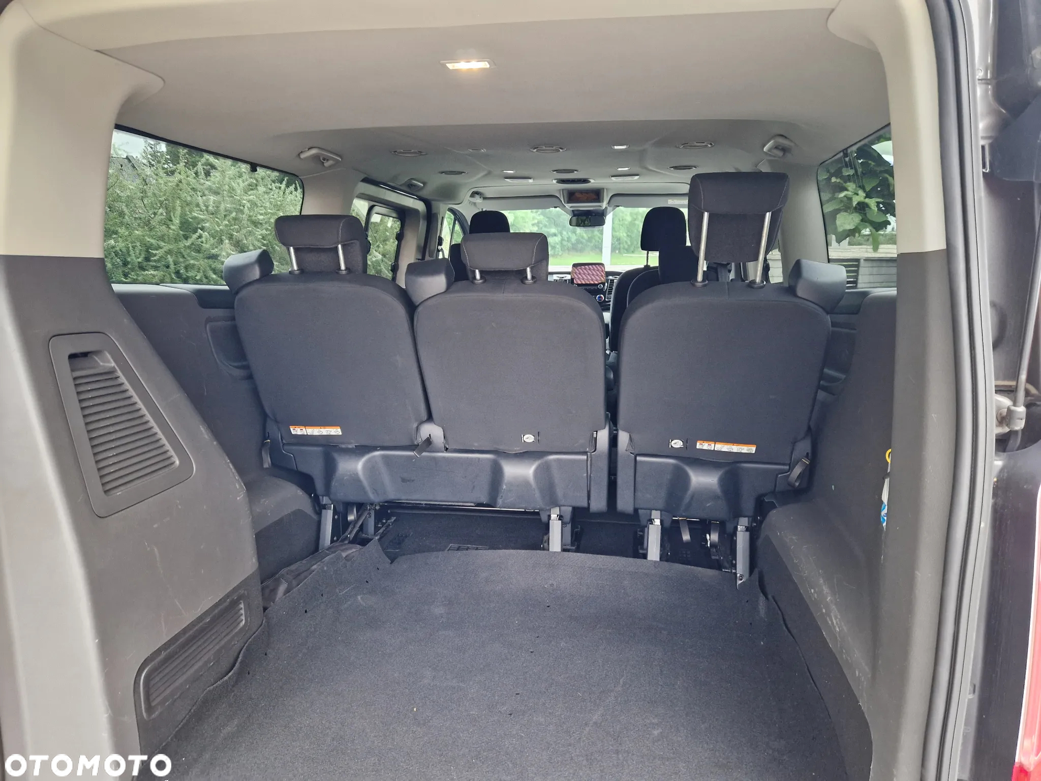 Ford Tourneo Custom - 20