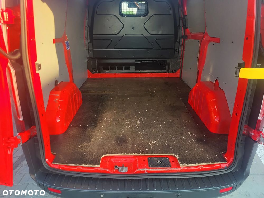 Ford Transit Custom - 33
